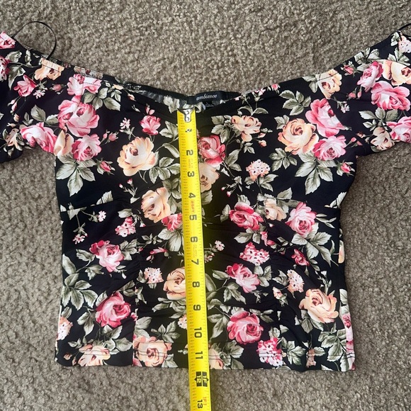 Ambiance Black and Pink Ruffled Crop Blouse - Picture 4 of 6